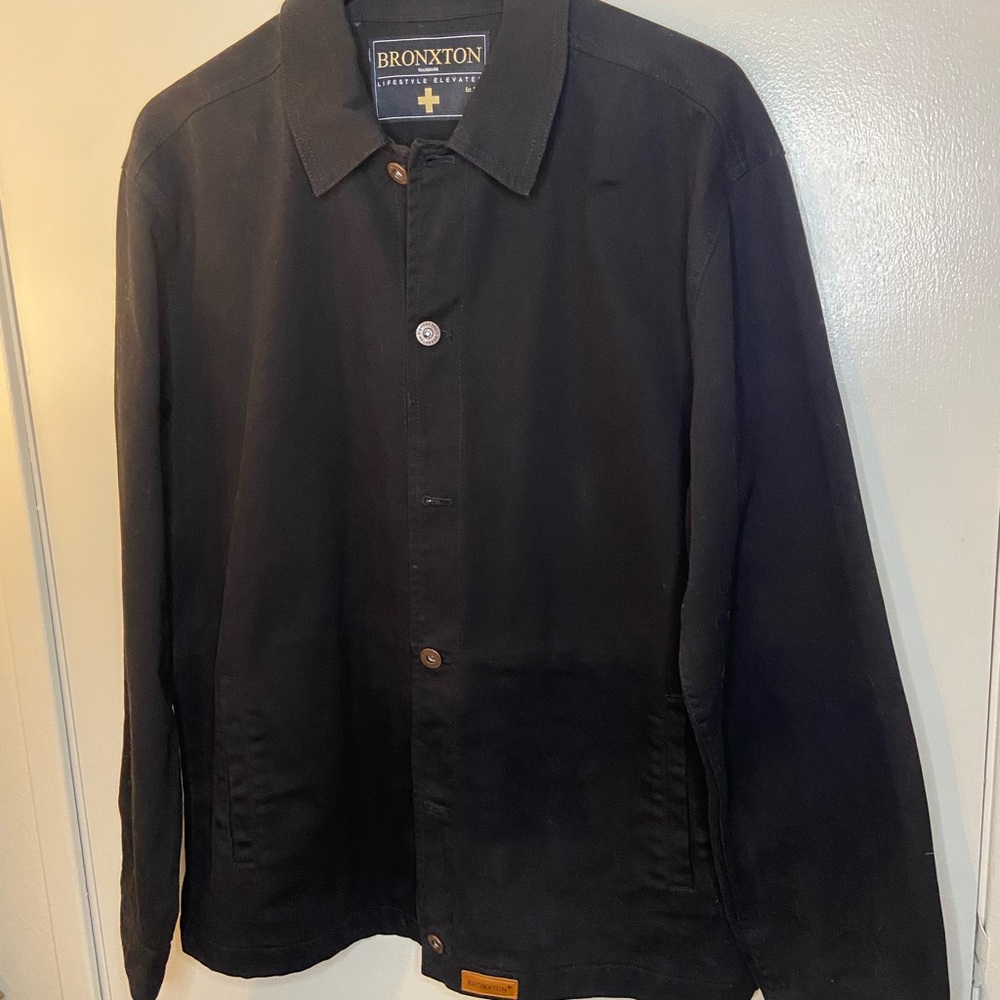 Black Lightweight Shirt Jacket with Collared Design